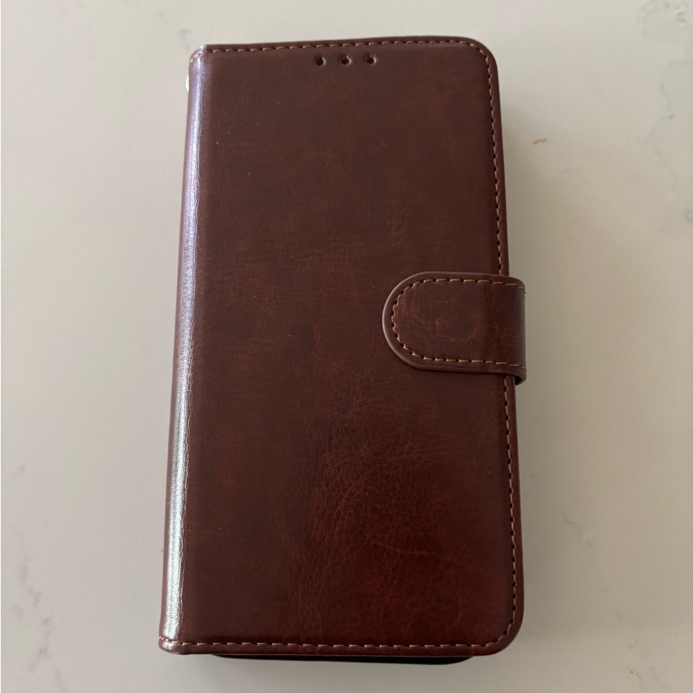 iPhone 13 wallet case